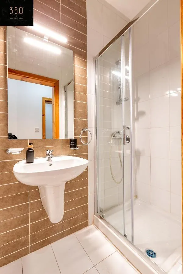 Wonderful, Designer 2Br Home With Large Sofa & Tv By 360 Estates Saint Julian's 0*,  Malta