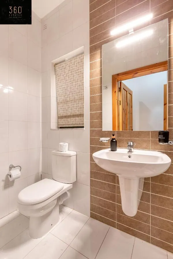 Wonderful, Designer 2Br Home With Large Sofa & Tv By 360 Estates Saint Julian's Apartment