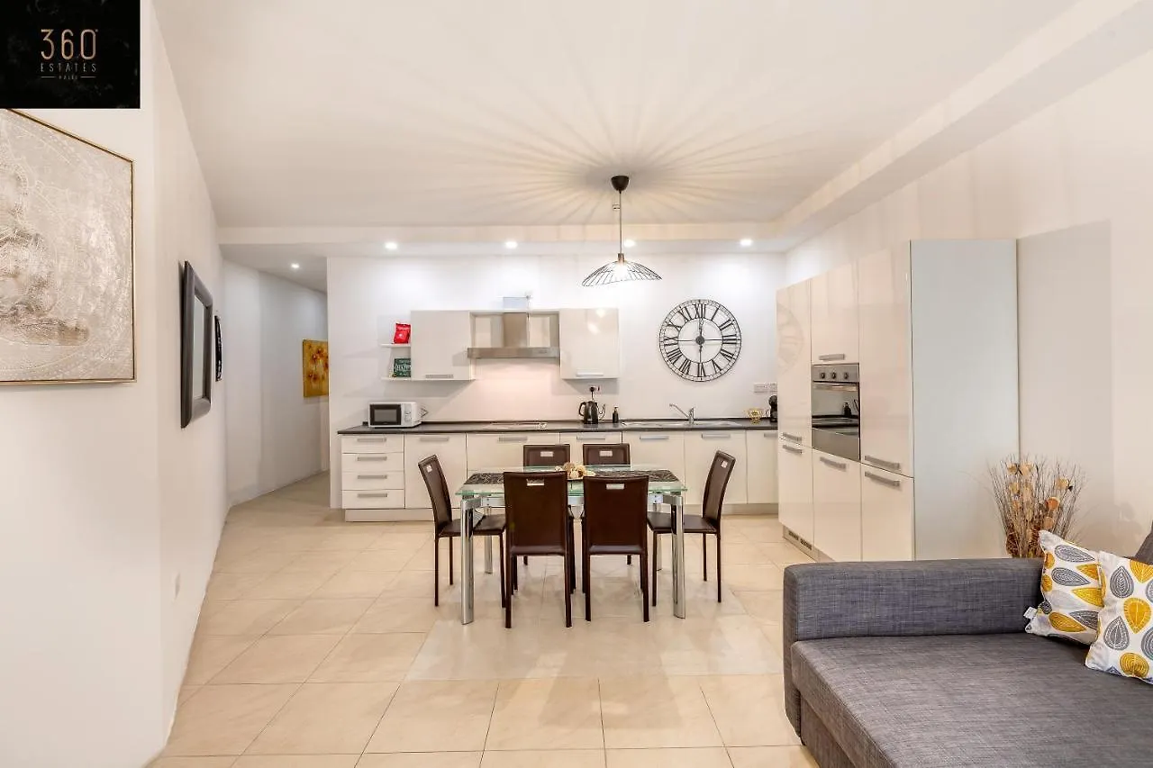 Wonderful, Designer 2Br Home With Large Sofa & Tv By 360 Estates Saint Julian's 0*,