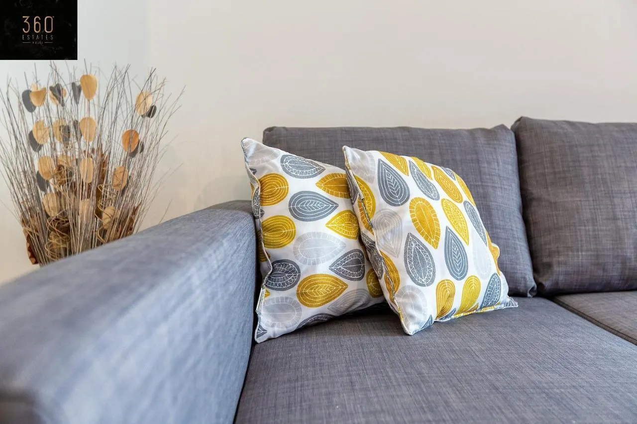 Wonderful, Designer 2Br Home With Large Sofa & Tv By 360 Estates Saint Julian's Malta