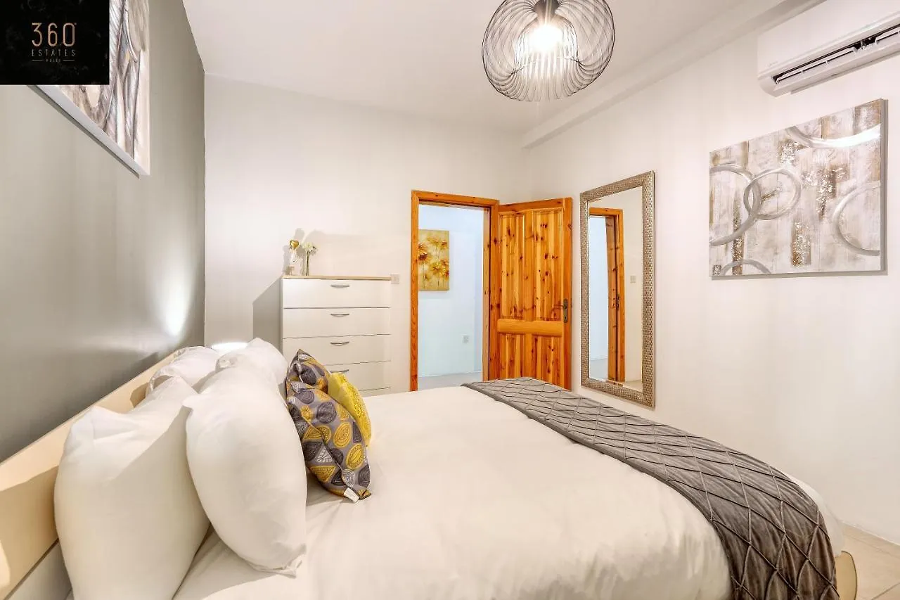 Wonderful, Designer 2Br Home With Large Sofa & Tv By 360 Estates Saint Julian's
